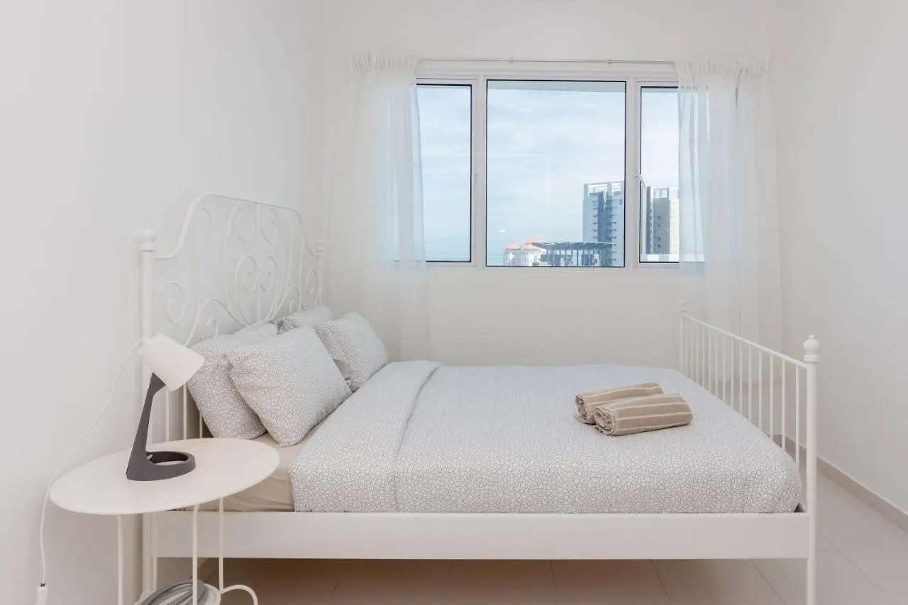 White Lagom Scandinavian House, By Sanguine Apartment Tanjung Tokong